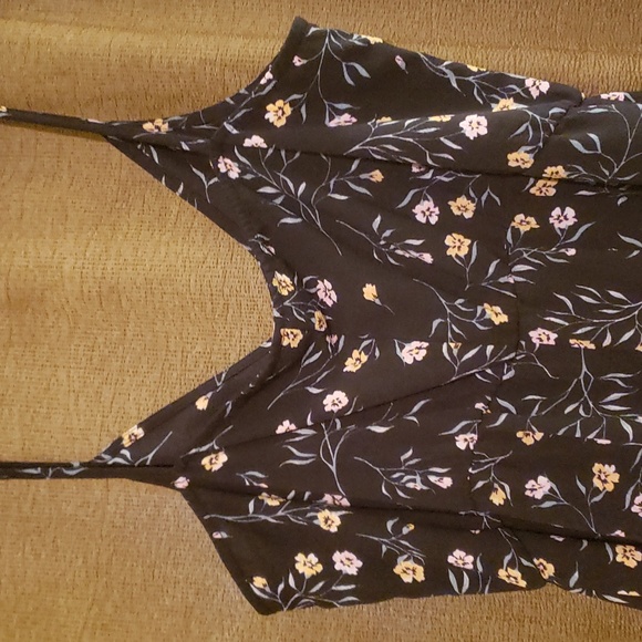 50% OFF THE LISTED PRICE - H&M black floral maxi dress - Picture 4 of 6